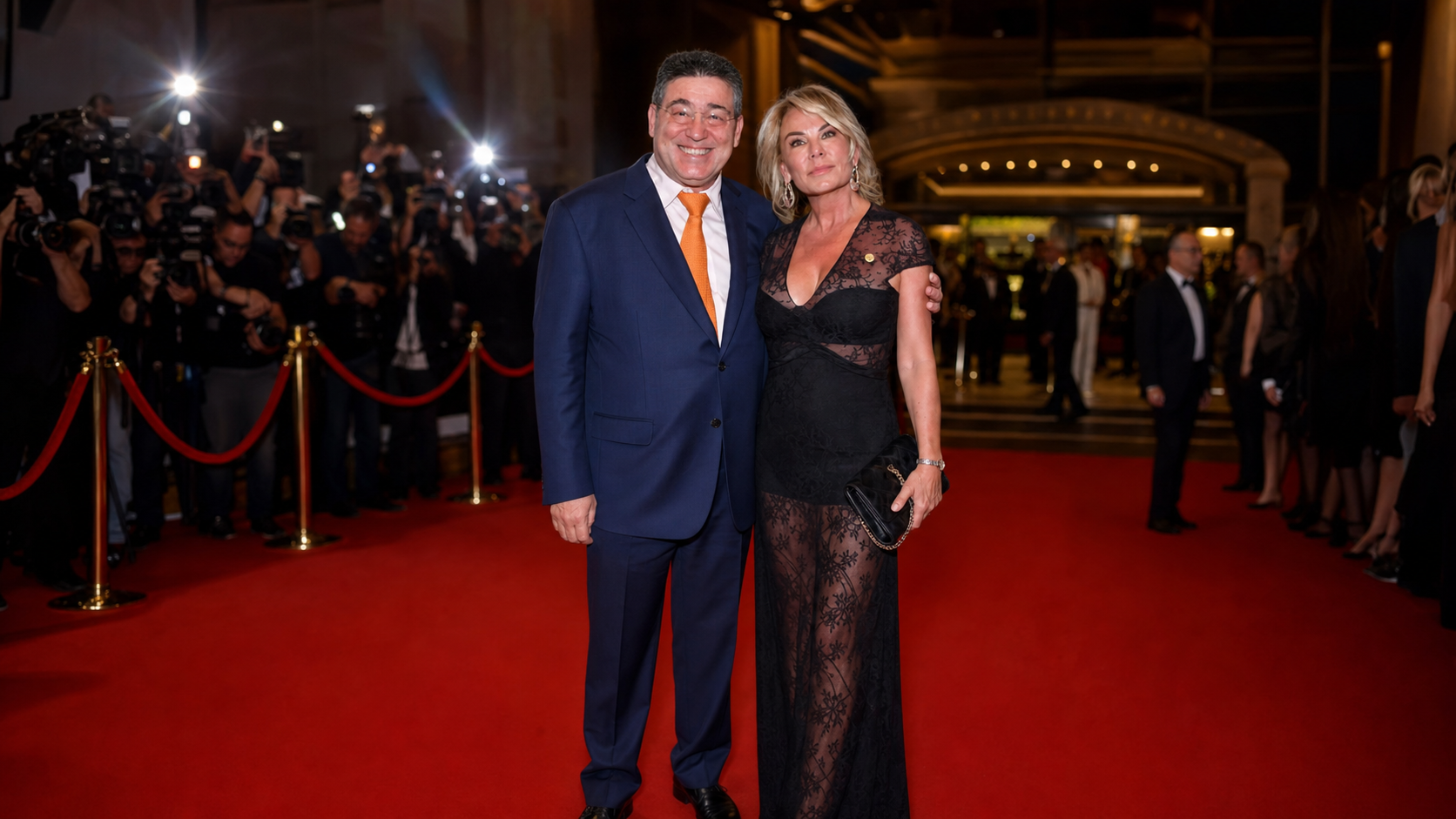 Itzhak Ezratti Wife
